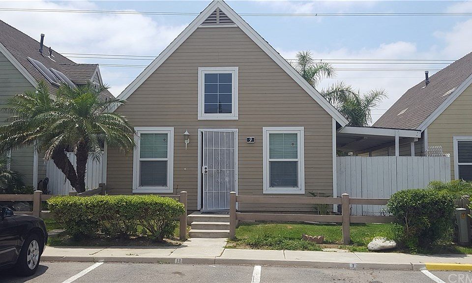 1st image of 14515 Woodland Dr Unit 9