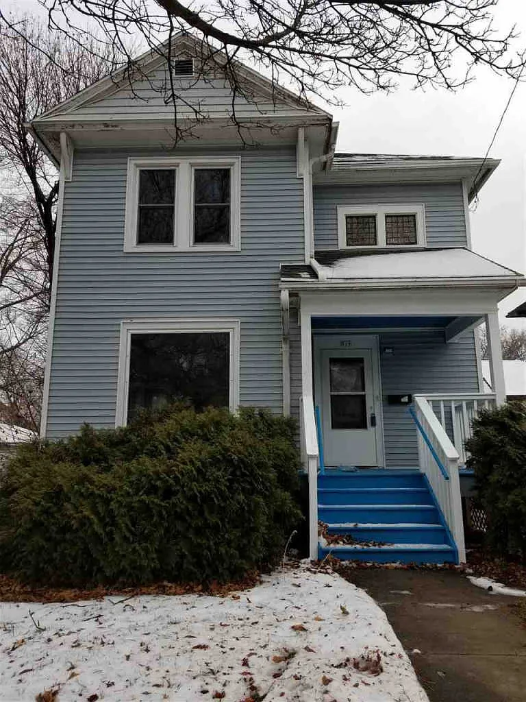 919 Jackson St photo 1