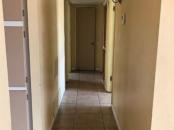 4th image of 5519 W Catalina Dr