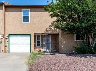 220 Utah St SE, Albuquerque, NM 87108