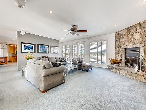 3rd image of 10824 San Antonio Way