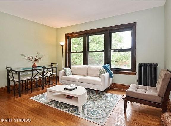 LIVING AND DINNING ROOM