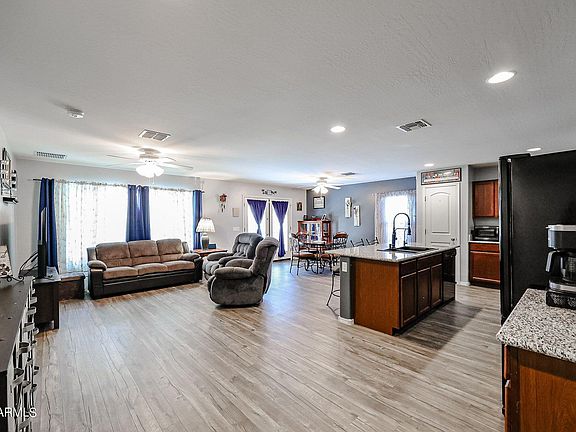 4th image of 1286 N 165TH Avenue
