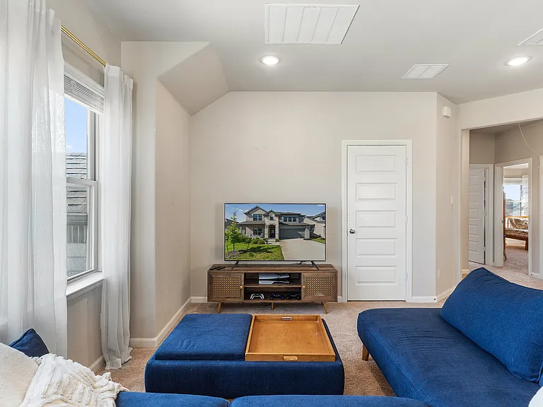 132 Chase Creek Dr — Photo 14