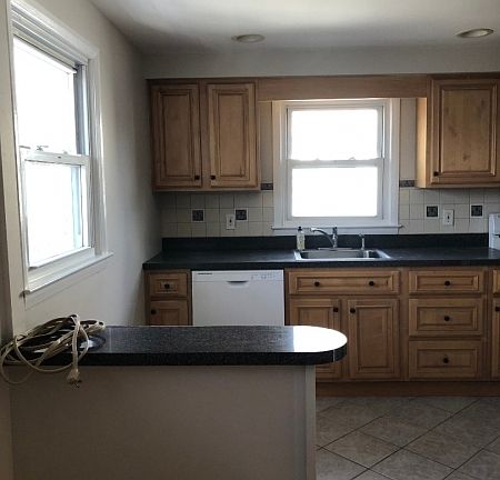 3rd image of 1 Underhill Ct #2