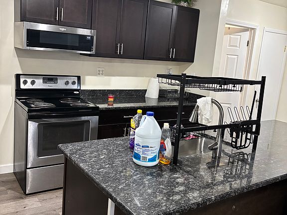 4th image of 24267 Wilmot Ave
