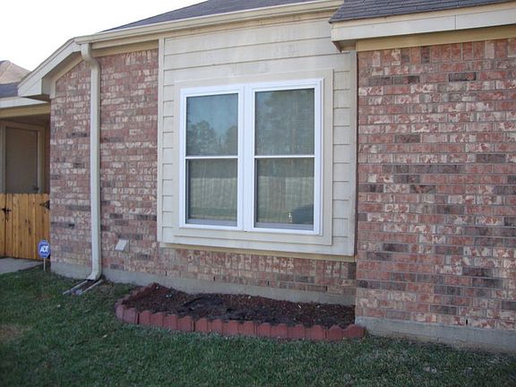 5th image of 1922 Hunnington Dr