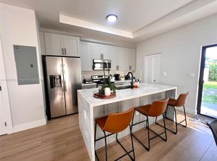 8753 SW 34th St UNIT 1, Miami, FL 33165