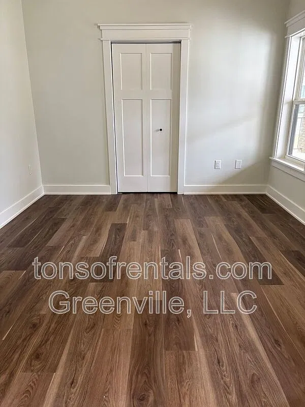 5 bed, 3.0 bath, $3,525 — Photo 3