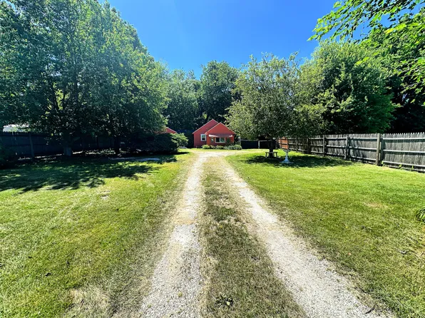 1141 1st Ave, Ottawa, IL 61350