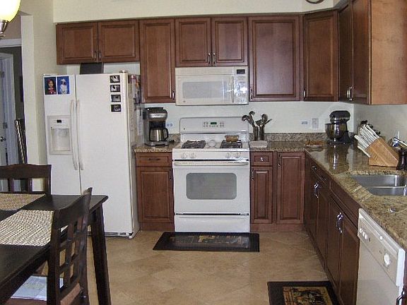 5th image of 132 W Johnson St Unit 101