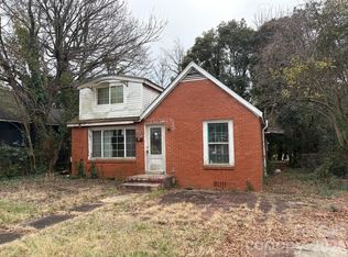 2321 Dundeen St, Charlotte, NC 28216