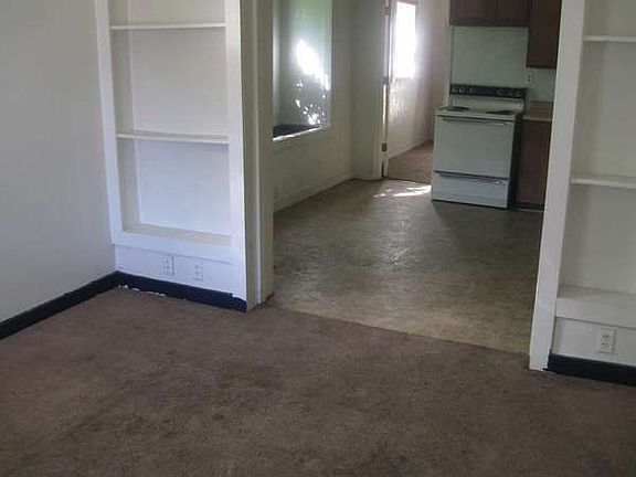 2nd image of 2822 Bales Ave