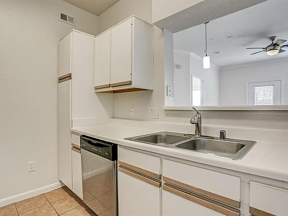 5th image of 1330 Old Spanish Trl APT 3204