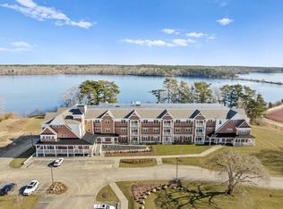 57 Long Point Rd #208, Lakeville, MA 02347