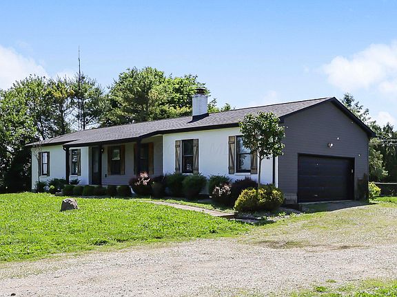 4th image of 7611 Young Rd