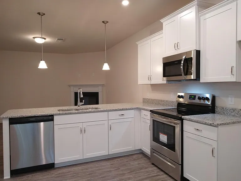 243 Centennial Cir — Photo 2