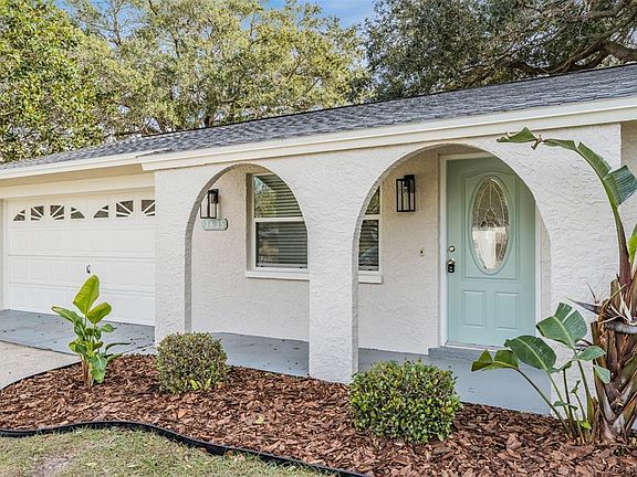 2nd image of 1635 Greenwood Dr