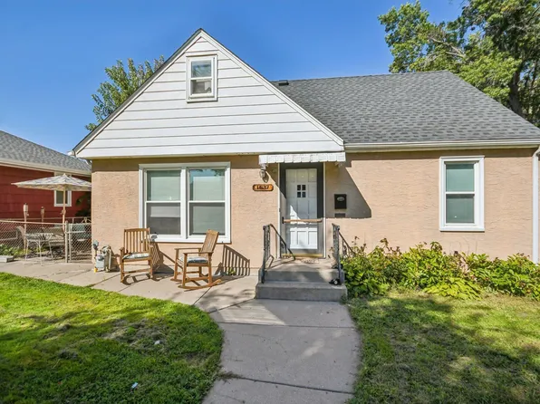 1637 Iowa Ave E, Saint Paul, MN 55106