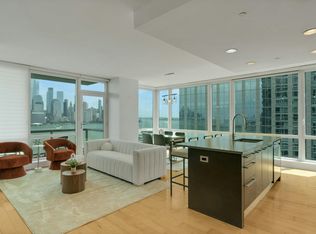 2 2nd St APT 1605, Jersey City, NJ 07302