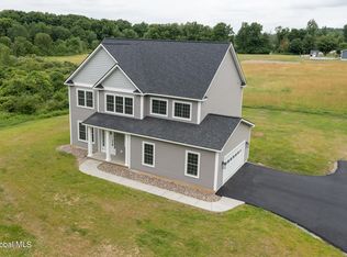 8 Creek Road, Rensselaer, NY 12198