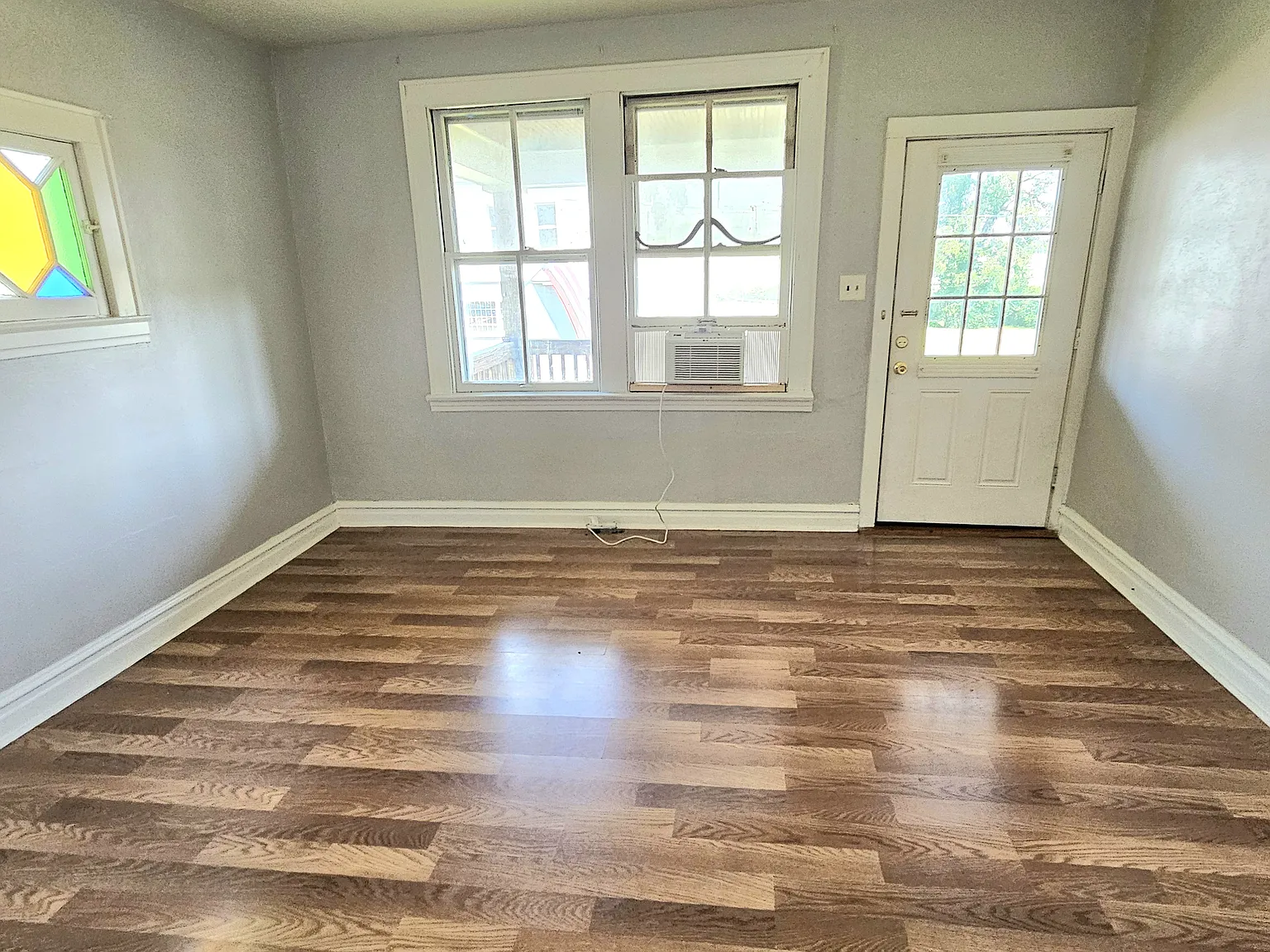 200 E Etta Ave — Photo 3