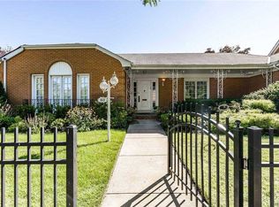 6933 110th St, Forest Hills, NY 11375