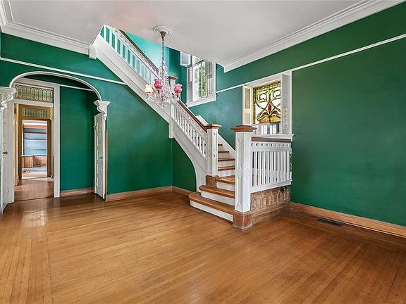 4th image of 1124 City Park Ave