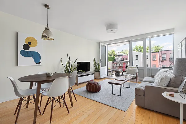 Sold by Compass | media 1