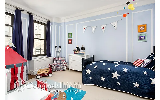 Sold by Douglas Elliman | media 18