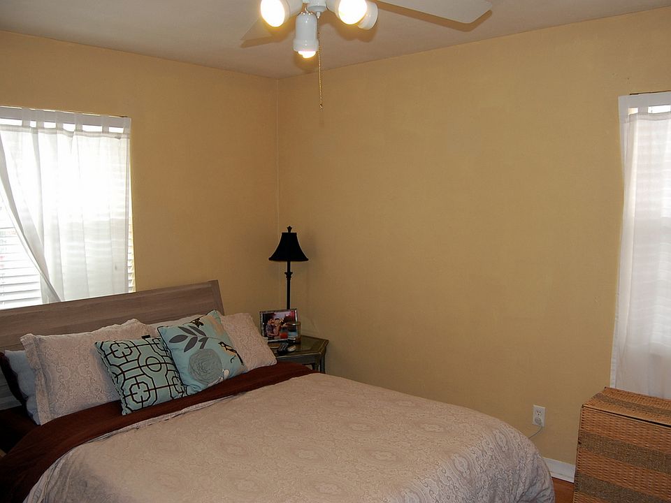1st image of 3605 W Horatio St