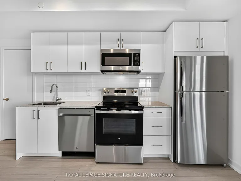 4010 Eglinton Ave W #1021 — Photo 6