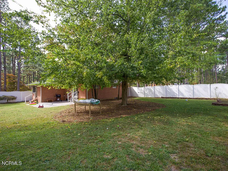 1000 Robinwood Rd — Photo 64