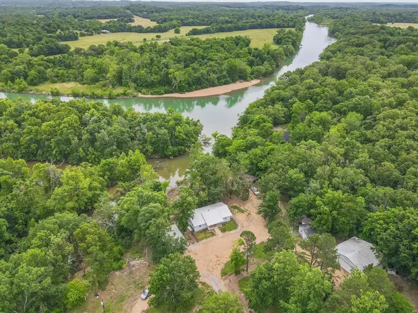 180 Spring Valley Ln, Doniphan, MO 63935