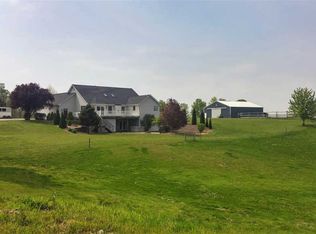 5 Colona Hts, Colona, IL 61241