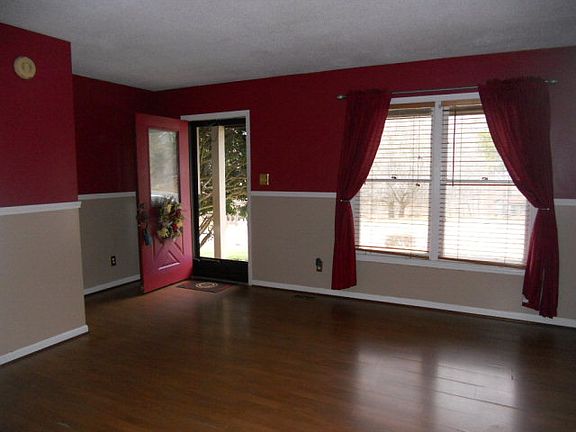 3rd image of 500 Laurel Park Ave