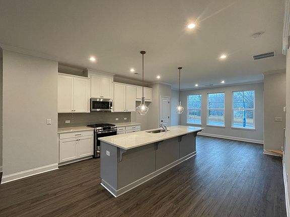 5th image of 1230 May Elm Ln