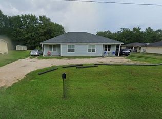 635 E Azalea Ave, Foley, AL 36535