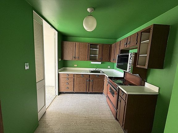 5th image of 5445 N Sheridan Rd APT 1104