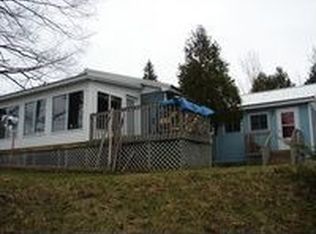 19497 Maple St, Lake Ann, MI 49650