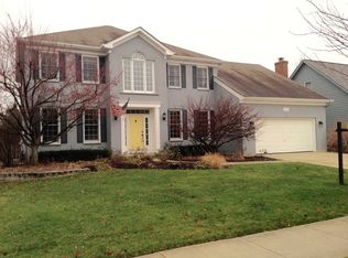 3828 Grassmere Rd, Naperville, IL 60564