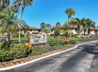 5205 Lake Village Dr #16, Sarasota, FL 34235