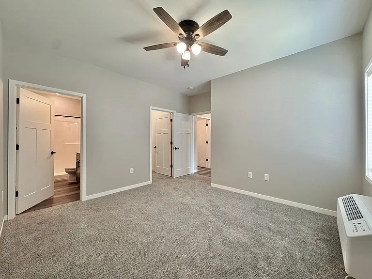 767 Meridian St — Photo 48
