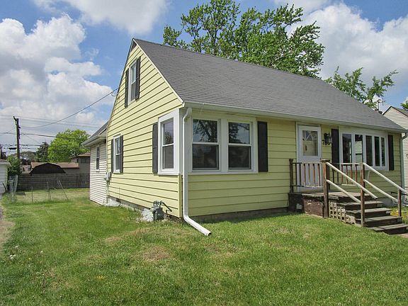 5th image of 786 N Van Auken St