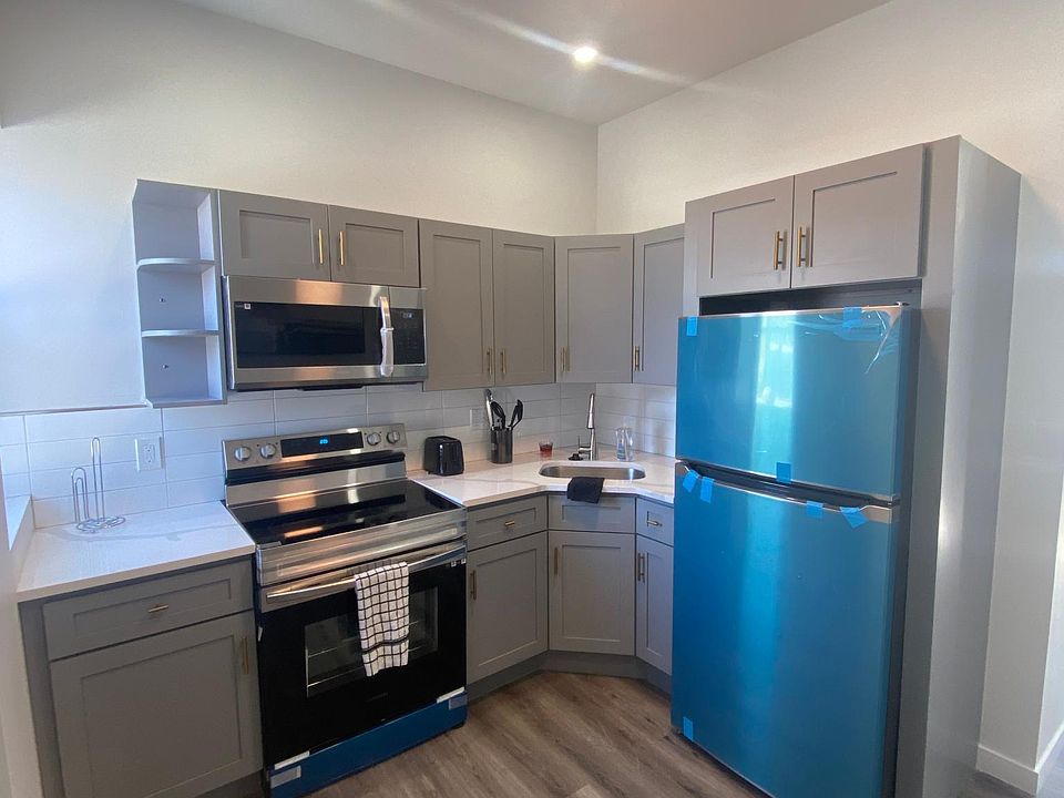 1st image of 1519 W Lehigh Ave #3