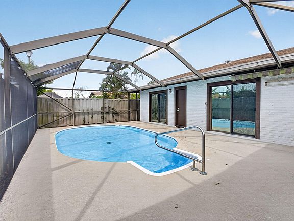 4th image of 9939 Boca Gardens Trl