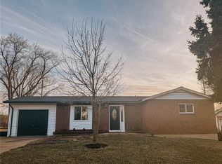 3321 Clemens Dr, Saint Charles, MO 63301