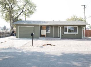 25 E Cedar St, Fernley, NV 89408