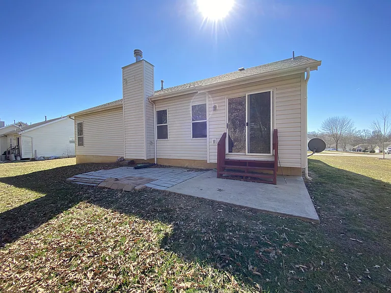 2048 Peine Forest Dr — Photo 14