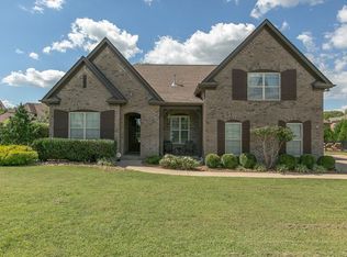 2827 Craythorne Dr, Murfreesboro, TN 37129
